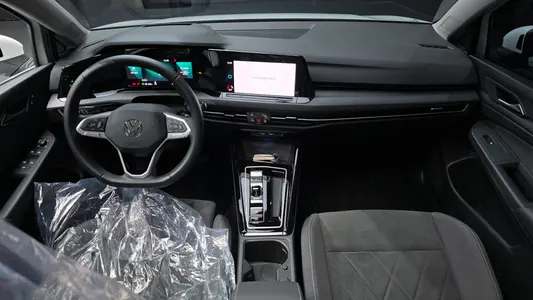 Volkswagen 8 2.0 TDI 2024 7