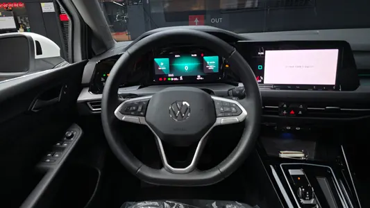 Volkswagen 8 2.0 TDI 2024 13