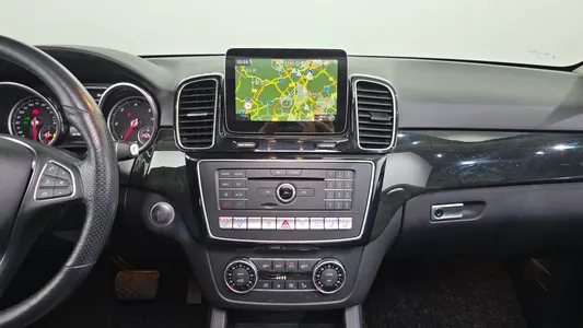 Mercedes-Benz GLE-Class W166 GLE350 d 4MATIC 2017 13
