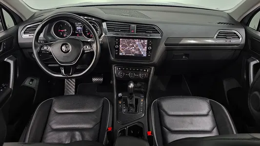 Volkswagen 2 2.0 TDI 2019 7