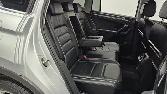 Volkswagen 2 2.0 TDI 2019 12