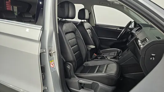 Volkswagen 2 2.0 TDI 2019 27