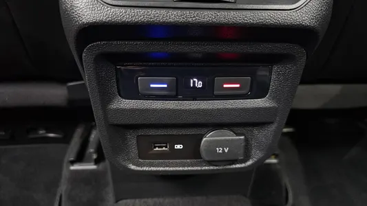 Volkswagen 2 2.0 TDI 2019 34