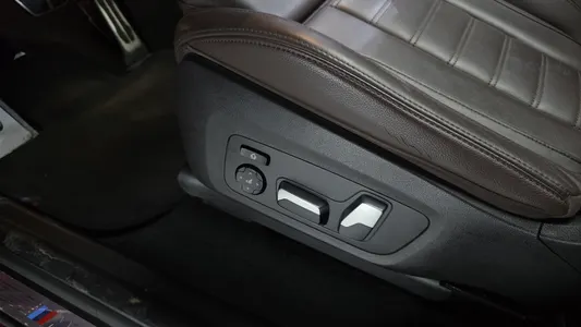 BMW X4 (G02) xDrive20i M X 2020 32