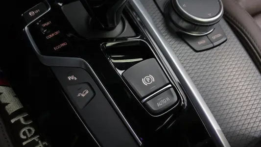 BMW X4 (G02) xDrive20i M X 2020 28