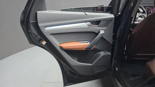 Audi Q5 (FY) 45 TFSI 2022 25