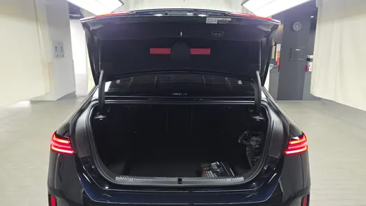 BMW 5 Series (G60) 530i xDrive M 2025 20
