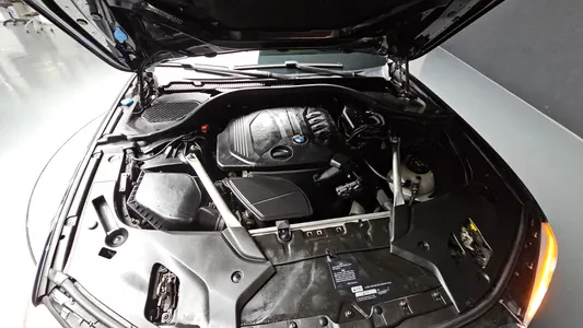 BMW 5 Series (G30) 520d M 2018 6