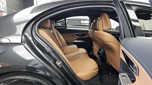 Mercedes-Benz E-Class W214 E200 2025 12