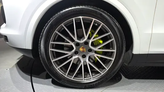 Porsche (PO536) 3.0 E- 2022 5
