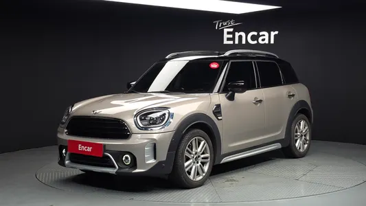 MINI 2022