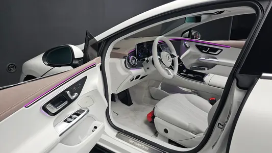 Mercedes-Benz EQE V295 EQE350+ 2026 10