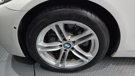 BMW 5 Series (F10) 520d M 2016 5