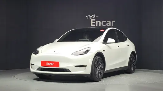 Tesla Y AWD 2021