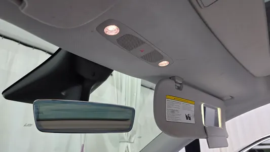 Tesla Y AWD 2021 29