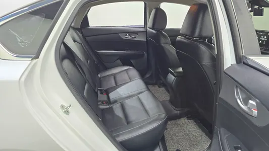 Kia K3 2019 11