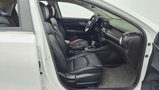Kia K3 2019 26