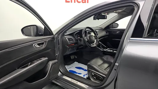 Renault Korea SM6 2.0 LPe LE () 2017 10