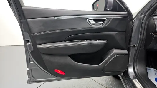 Renault Korea SM6 2.0 LPe LE () 2017 24