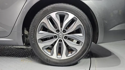 Renault Korea SM6 2.0 LPe LE () 2017 21