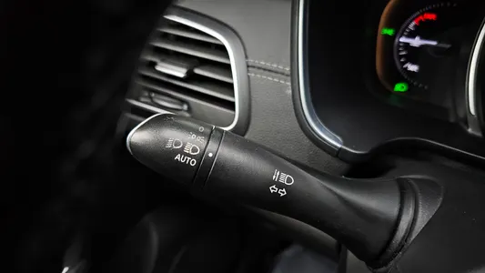 Renault Korea SM6 2.0 LPe LE () 2017 28