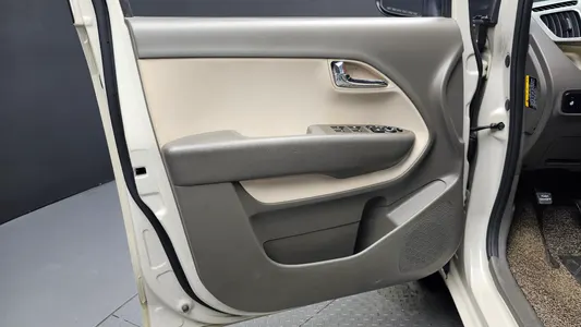 Kia Ray 2012 24