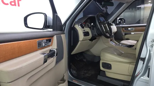 Land Rover 4 3.0 SDV6 HSE 2014 10