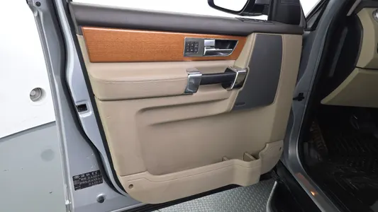 Land Rover 4 3.0 SDV6 HSE 2014 25