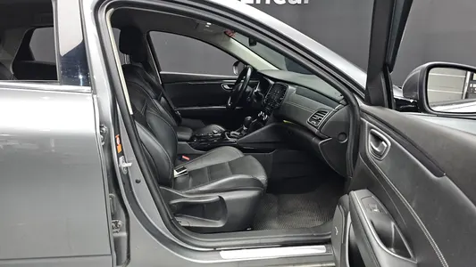 Renault Korea SM6 2.0 LPe LE () 2017 11