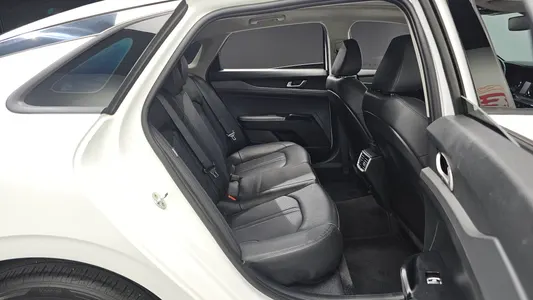 Kia K5 3 2.0 LPI() 2022 11