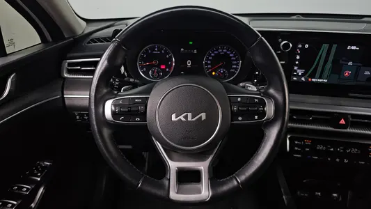 Kia K5 3 2.0 LPI() 2022 14