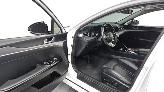 Kia K5 3 2.0 LPI() 2022 10