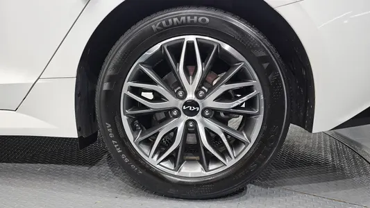 Kia K5 3 2.0 LPI() 2022 21