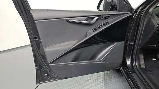 Kia 디 니로 2023 25