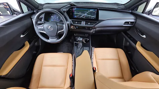 Lexus UX250h 2.0 2WD 2022 7