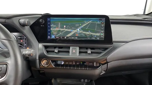 Lexus UX250h 2.0 2WD 2022 14