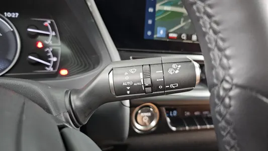 Lexus UX250h 2.0 2WD 2022 19