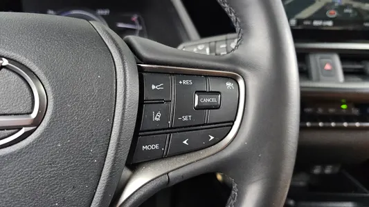 Lexus UX250h 2.0 2WD 2022 28