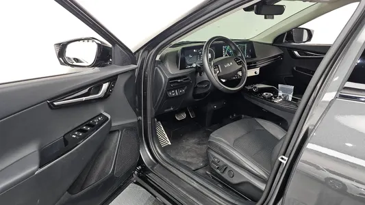 Kia EV6 2023 10