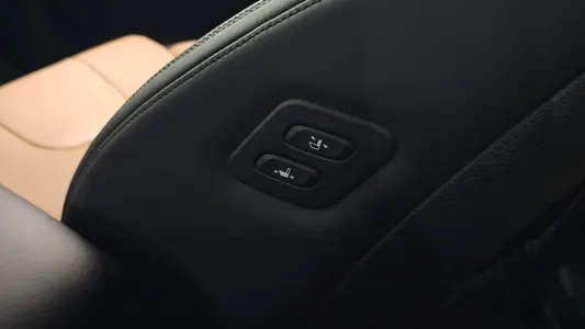 Hyundai 싼타페 HEV 1.6 4WD 2023 30