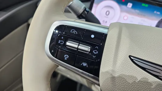Genesis G80 (RG3) 2.5 AWD 2025 16