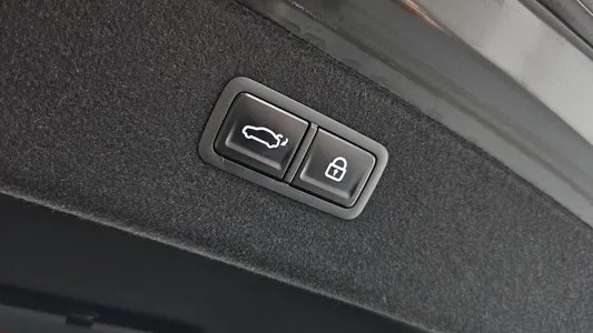 Genesis G80 (RG3) 2.5 AWD 2025 17