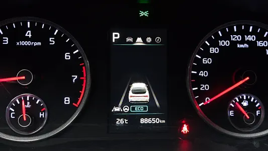 Kia K5 3 2.0 LPI() 2020 8