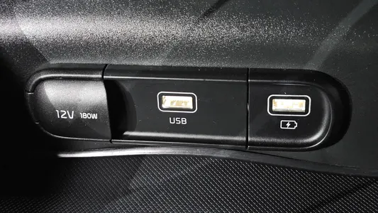 Kia K5 3 2.0 LPI() 2020 31