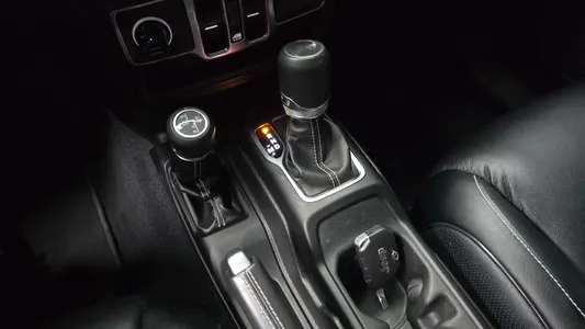 Jeep (JL) 2.0 4 2019 9