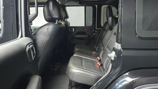 Jeep (JL) 2.0 4 2019 12