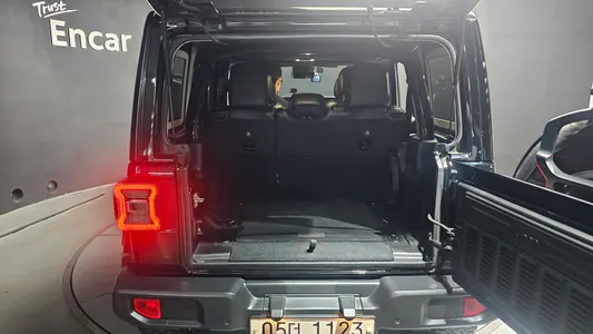 Jeep (JL) 2.0 4 2019 20