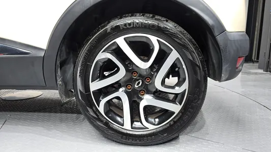 Renault Korea QM3 LE 2015 21