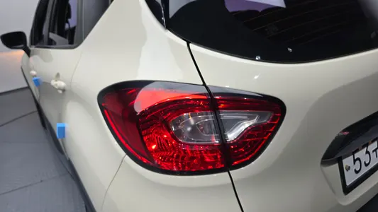Renault Korea QM3 LE 2015 23