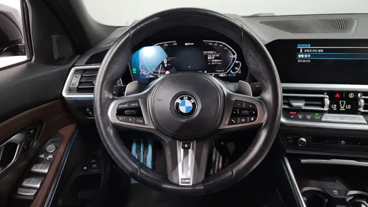 BMW 3 Series (G20) 330e M 2021 12
